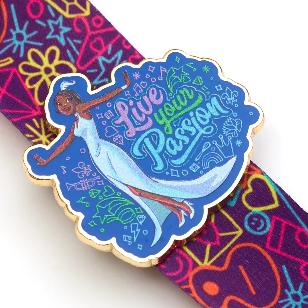 Disney Store Ensemble Pin's Et Tour De Cou Princesses Disney 5 Disney Store Ensemble Pin's Et Tour De Cou Princesses Disney – Image 5