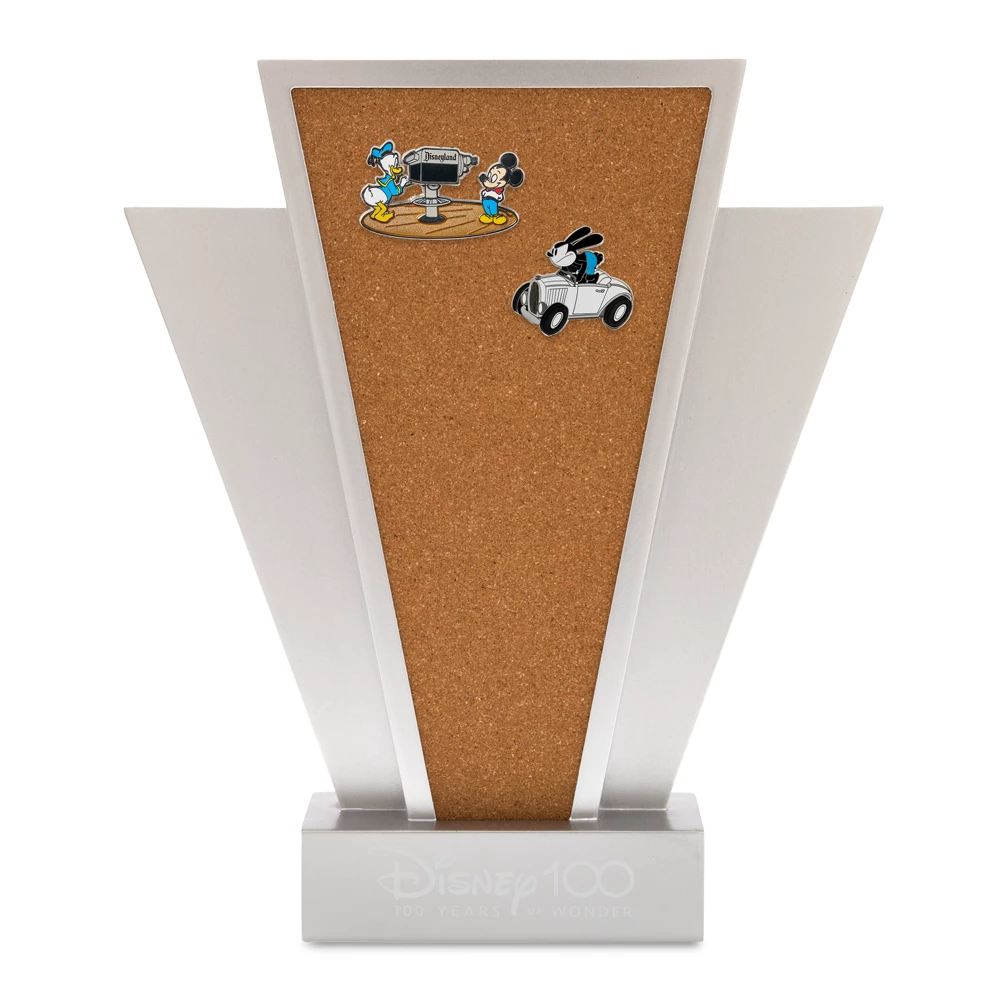 Présentoir à Pin's Disney100 Decades 1 Présentoir à Pin's Disney100 Decades